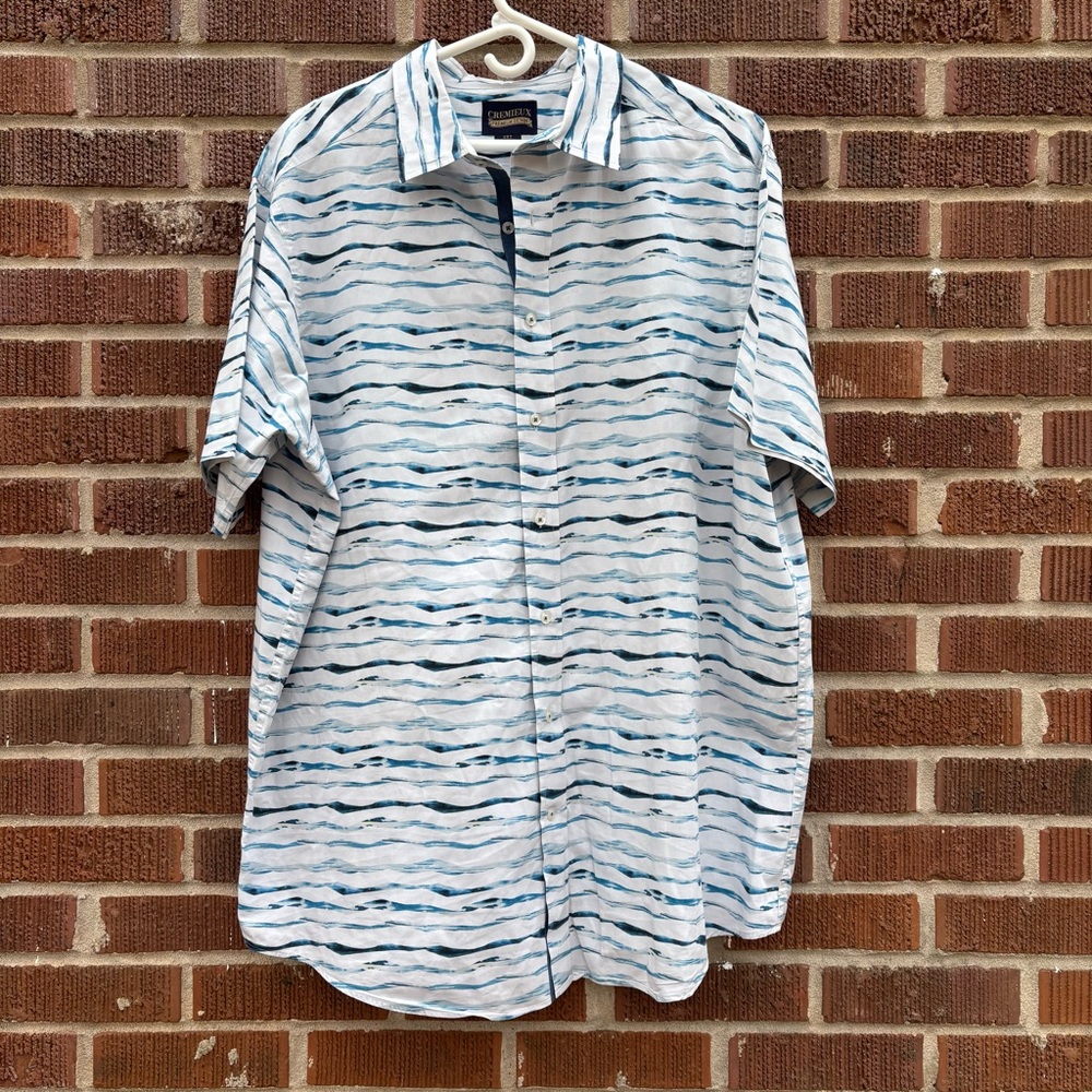 Cremieux Premium Denim Men’s 2XT 100% Cotton white and blue short Sleeve Shirt
